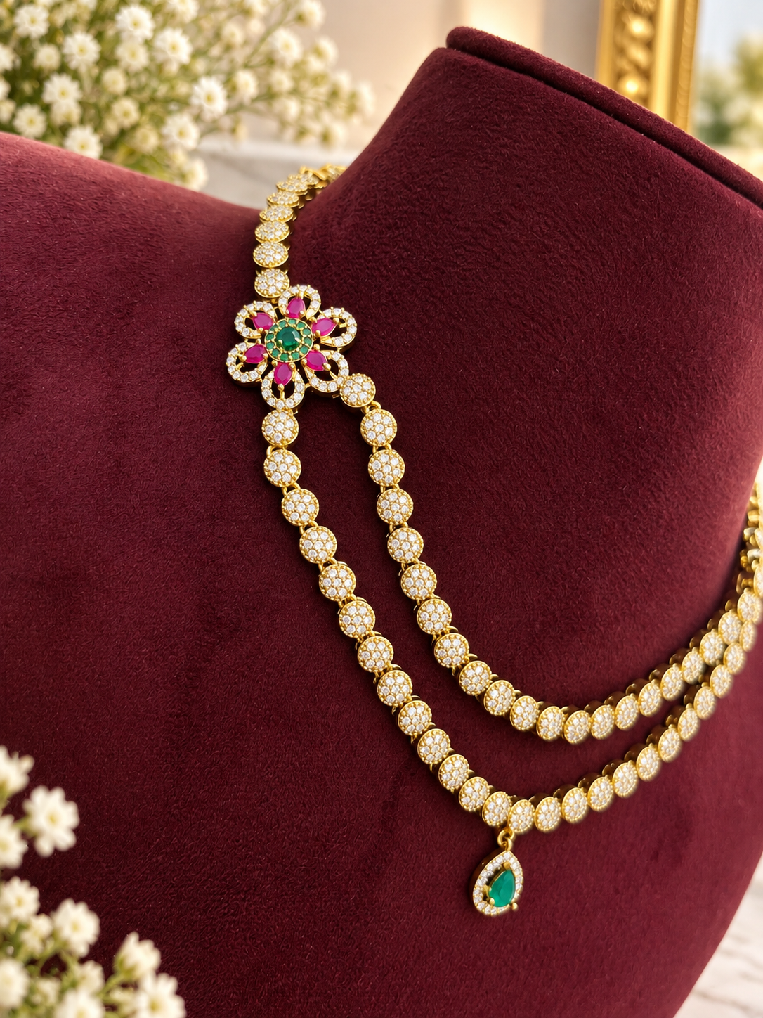 Mila Neck Set
